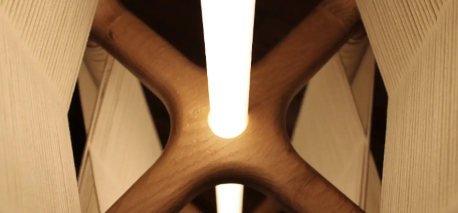 Detalle de la lámpara Esencia